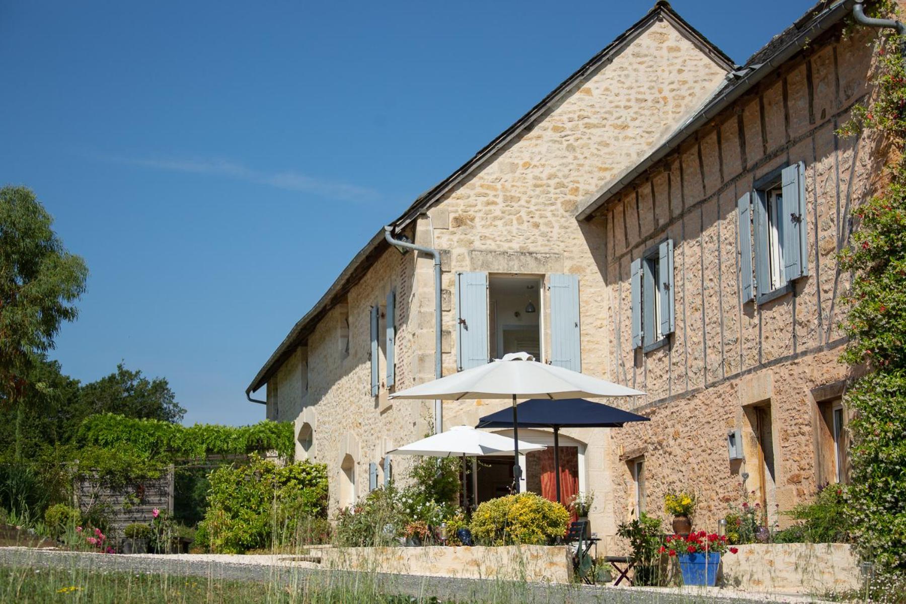 Maison D'Hotes La Maison De Leopold Terrasson Kültér fotó