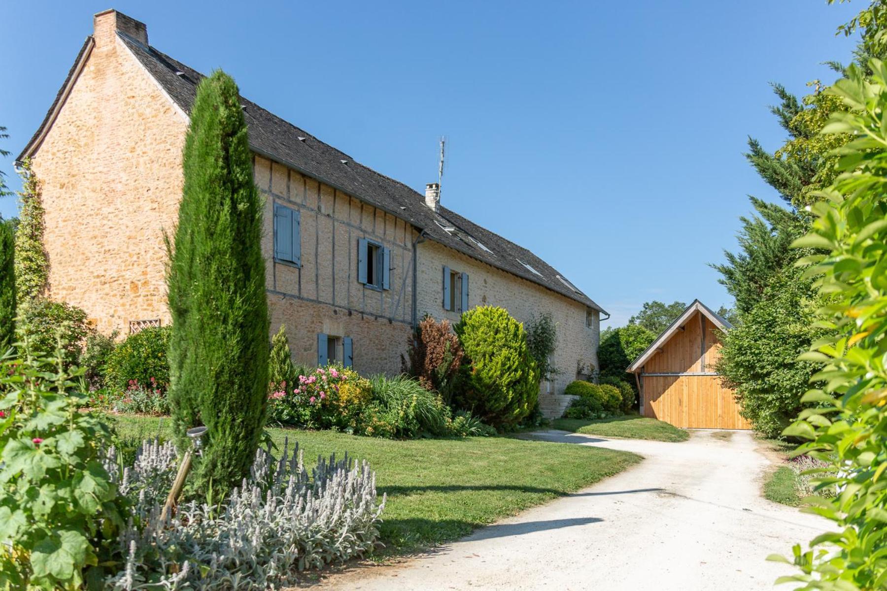 Maison D'Hotes La Maison De Leopold Terrasson Kültér fotó