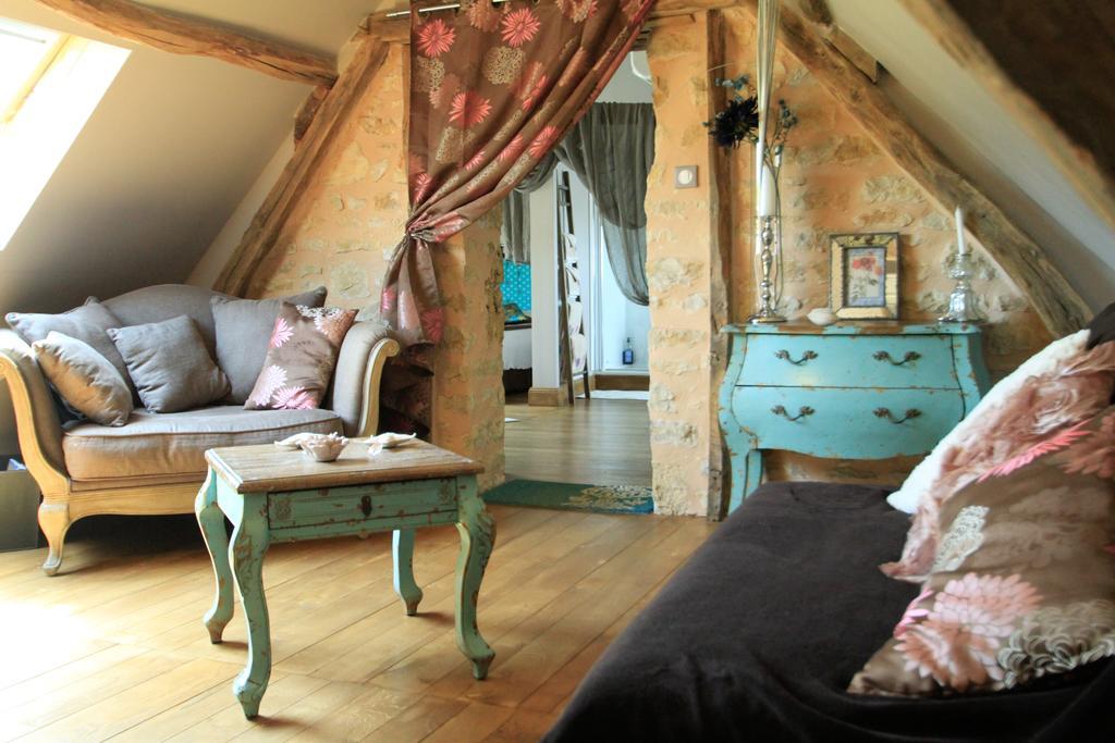 Maison D'Hotes La Maison De Leopold Terrasson Kültér fotó